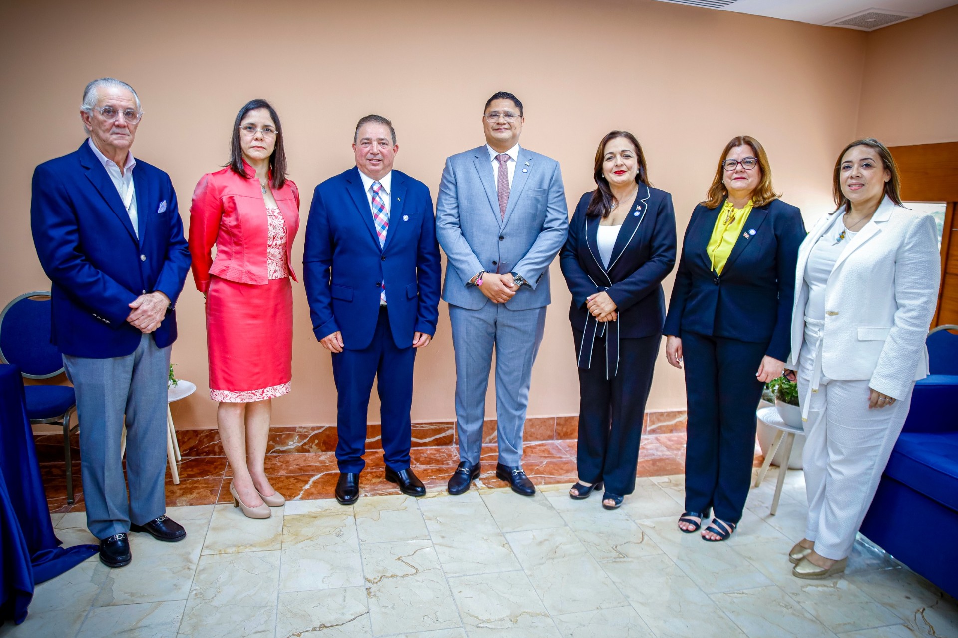 IDAC y Agencia Hondureña de Aviación Civil firman memorando de entendimiento